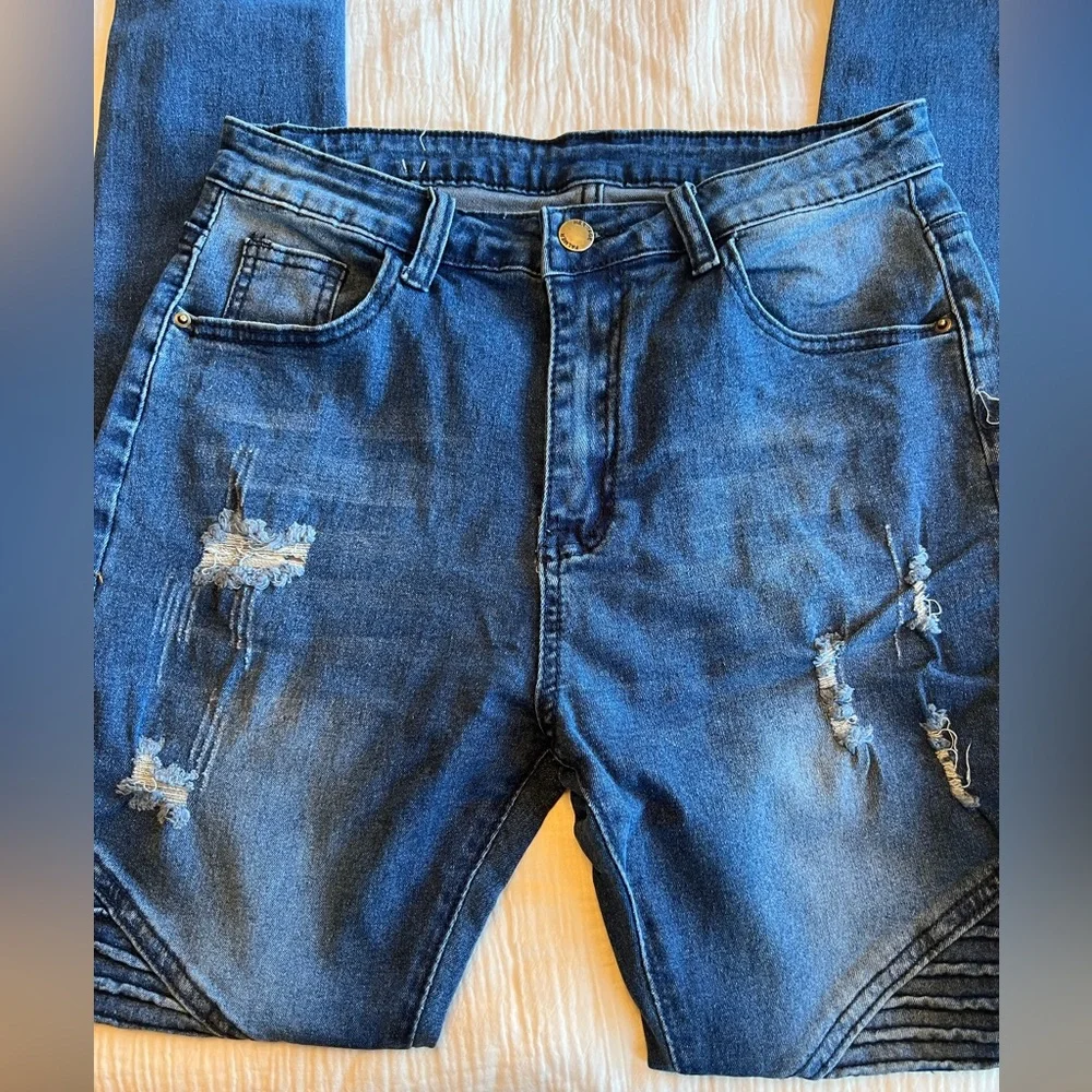 Distressed Blue Denim Jeans | Large | NWT - Picture 2 of 4